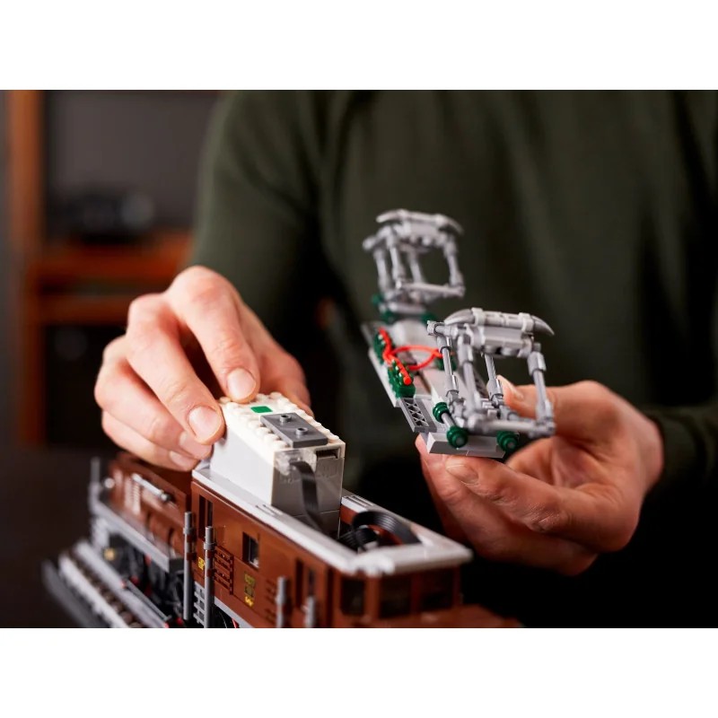 LEGO 10277 Locomotora Cocodrilo — foto 14