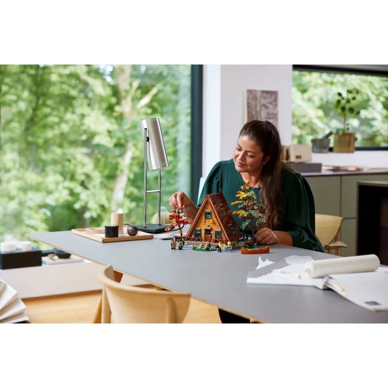 LEGO 21338 Cabaña en A — foto 13