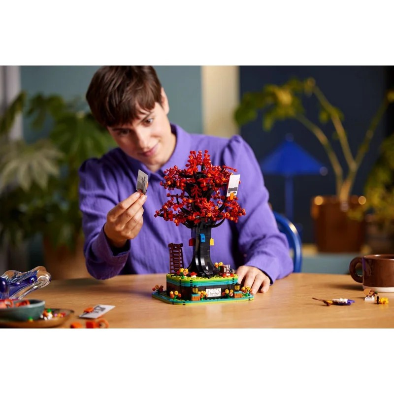 LEGO 21346 Árbol de la Familia — foto 8