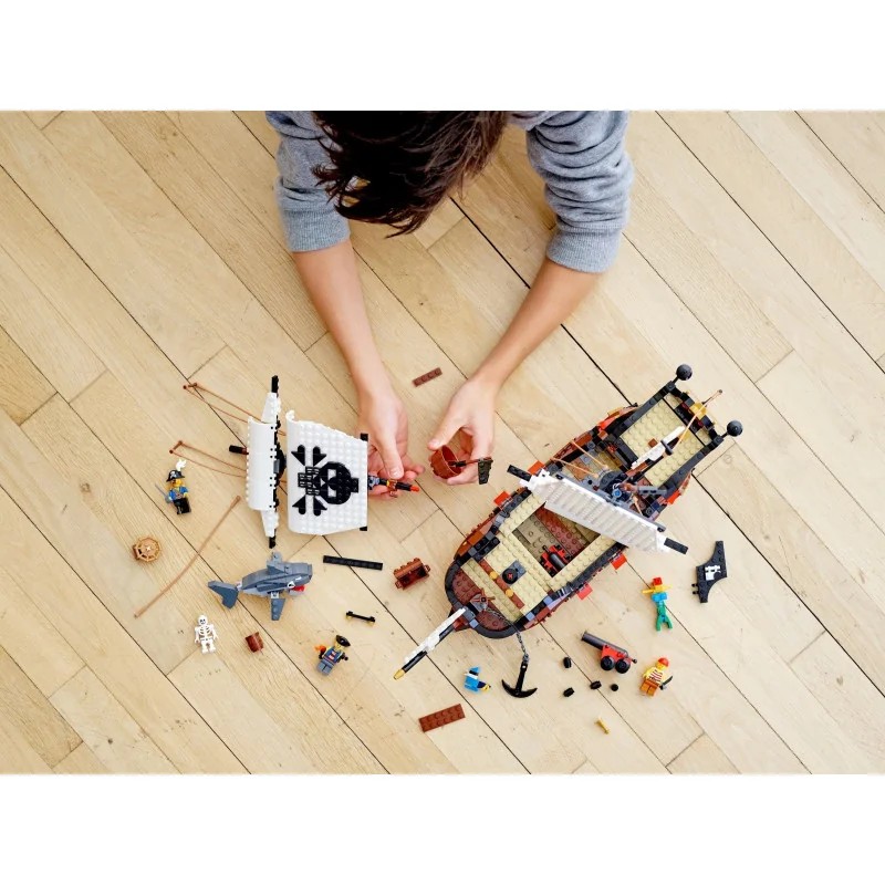 LEGO 31109 Barco Pirata — foto 12