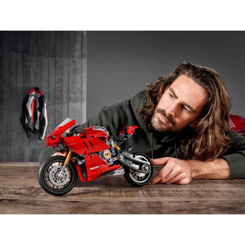 LEGO 42107 Ducati Panigale V4 R — foto 11