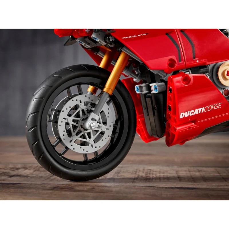 LEGO 42107 Ducati Panigale V4 R — foto 7