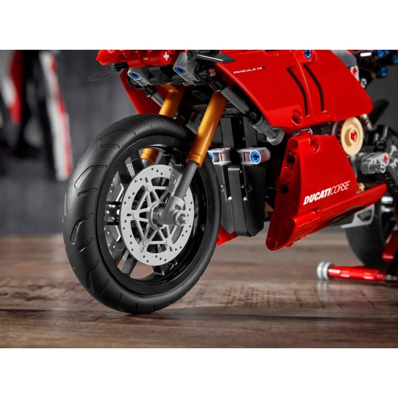 LEGO 42107 Ducati Panigale V4 R — foto 8