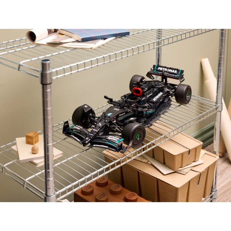 LEGO 42171 Mercedes-AMG F1 W14 E Performance — foto 9