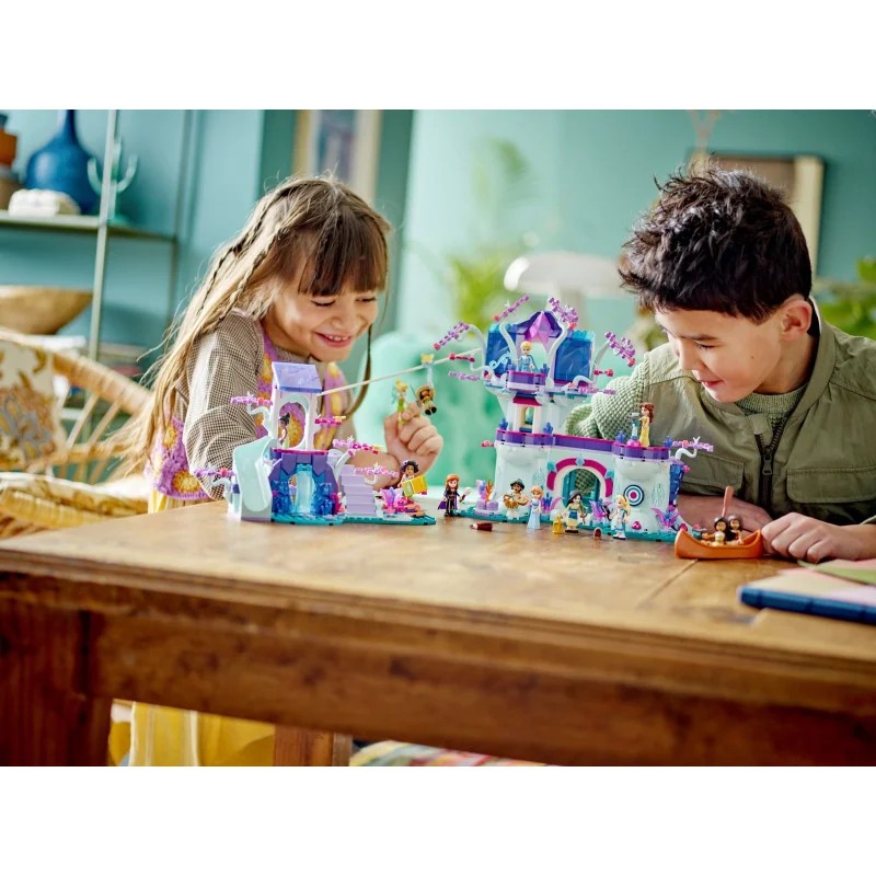 LEGO 43215 Casa del Árbol encantada — foto 12