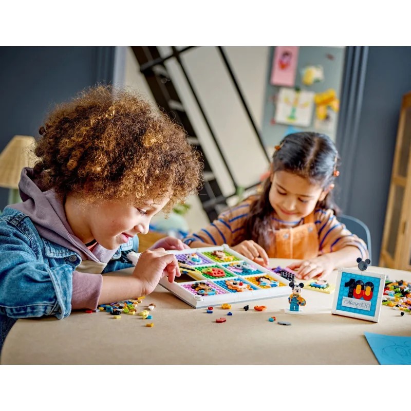 LEGO 43221 100 Años de Iconos de la Animación Disney — foto 10