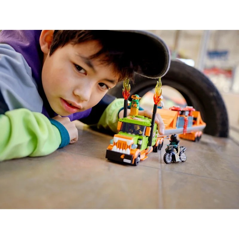 LEGO 60294 espectáculo Acrobático: Camión — foto 14