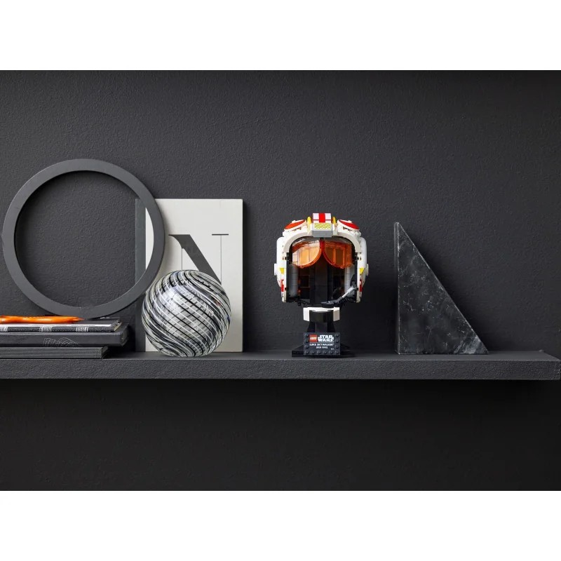 LEGO 75327 Casco de Luke Skywalker (Rojo Cinco) — foto 8