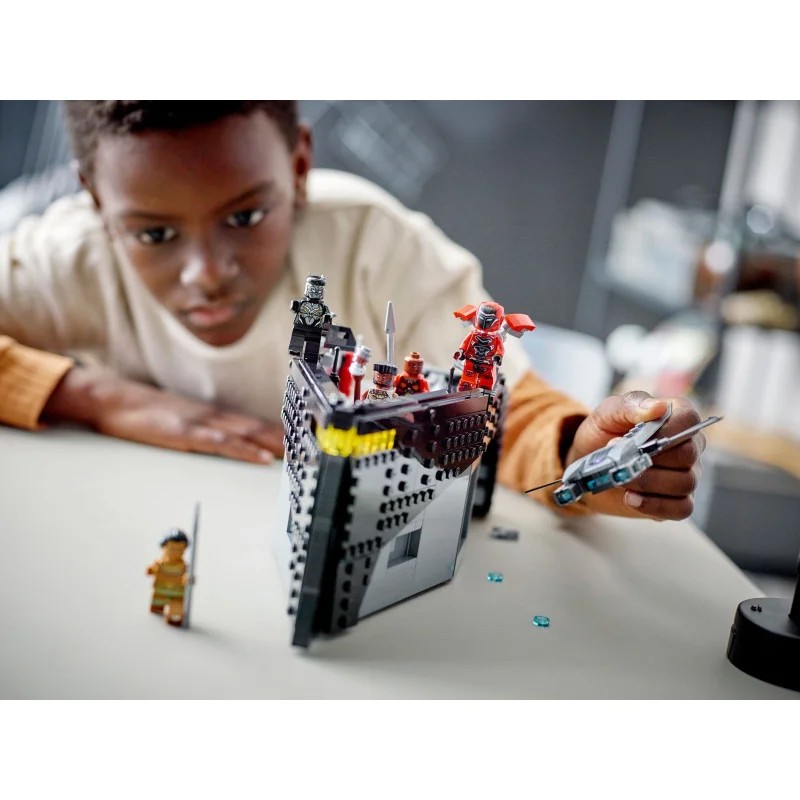 LEGO 76214 Black Panther: Guerra en las Aguas — foto 9