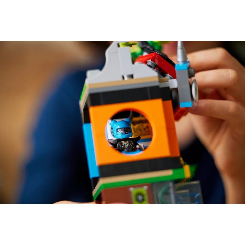 LEGO 80054 5.º Aniversario de Megápolis — foto 10